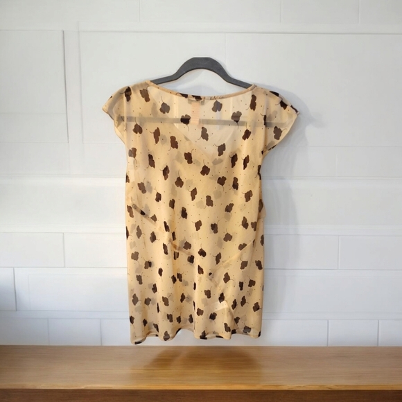 NWT Sheer Beautiful Blouse - Picture 4 of 4